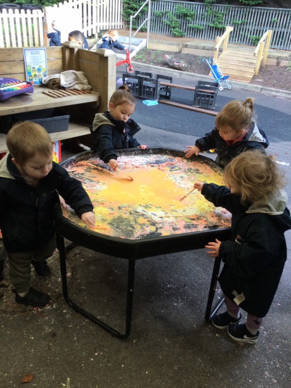 photo alternative text...