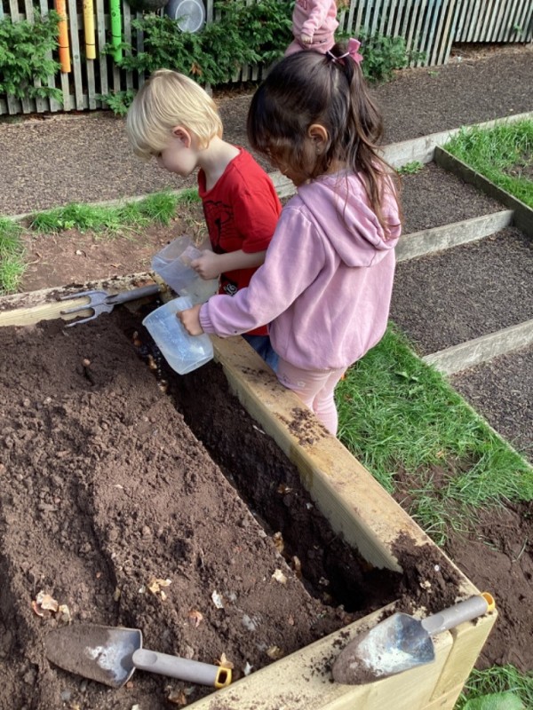 photo alternative text...