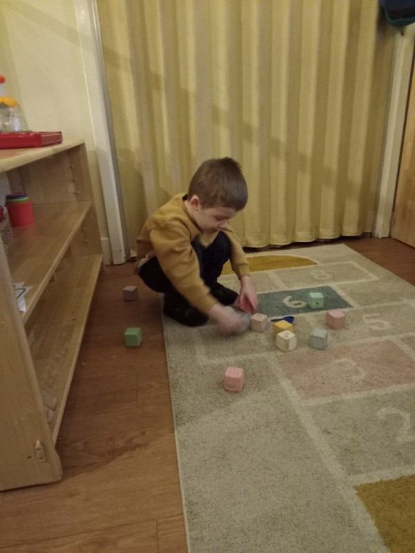 photo alternative text...