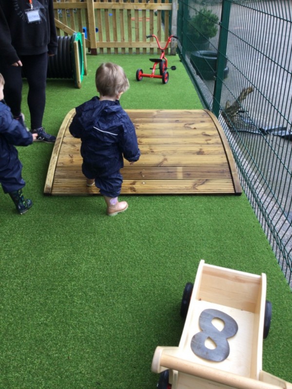 photo alternative text...