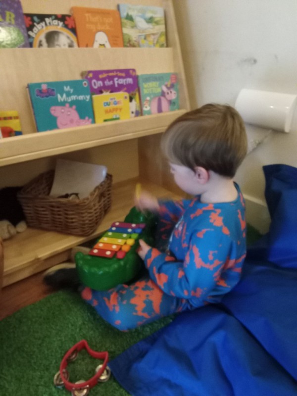 photo alternative text...