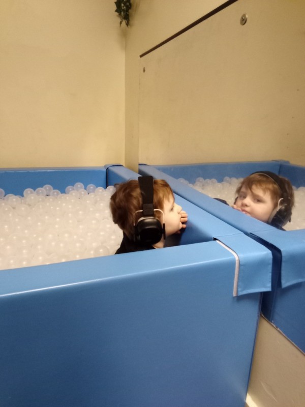 photo alternative text...